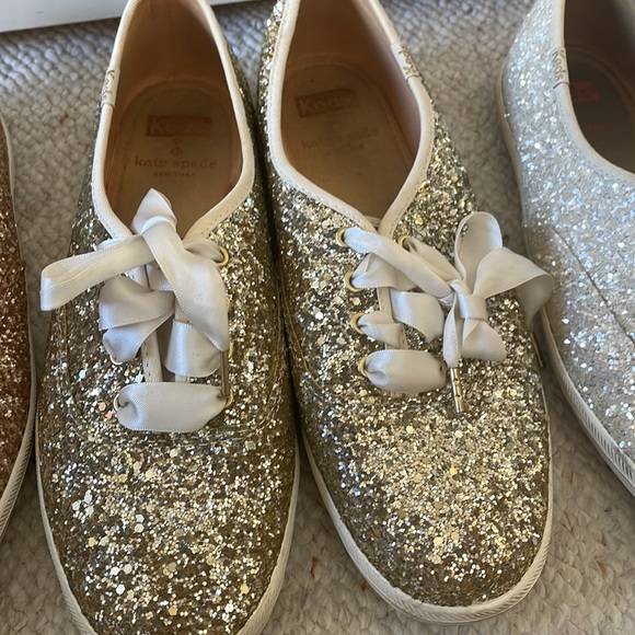 (SET IS SOLD) - Picture 3 of 4